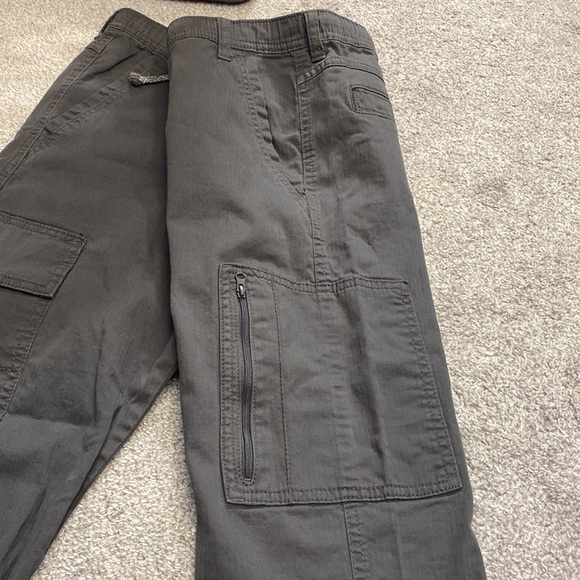 Boys Grey Wrangler Cargo/Joggers, XL (16/18) - Picture 7 of 11